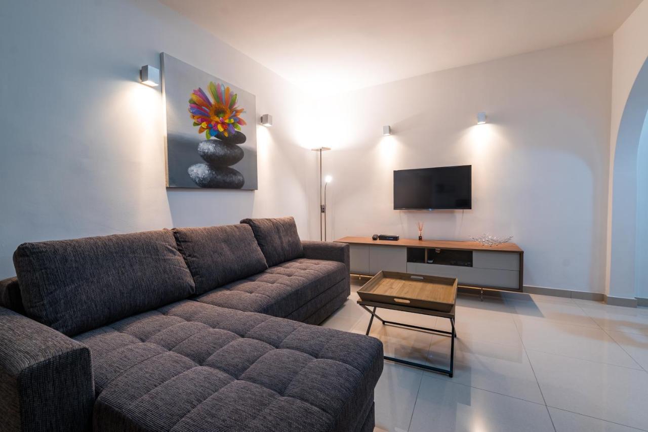 Sh6A- Qawra Prime Location 2 Bedroom Apartment St. Paul's Bay Exterior photo