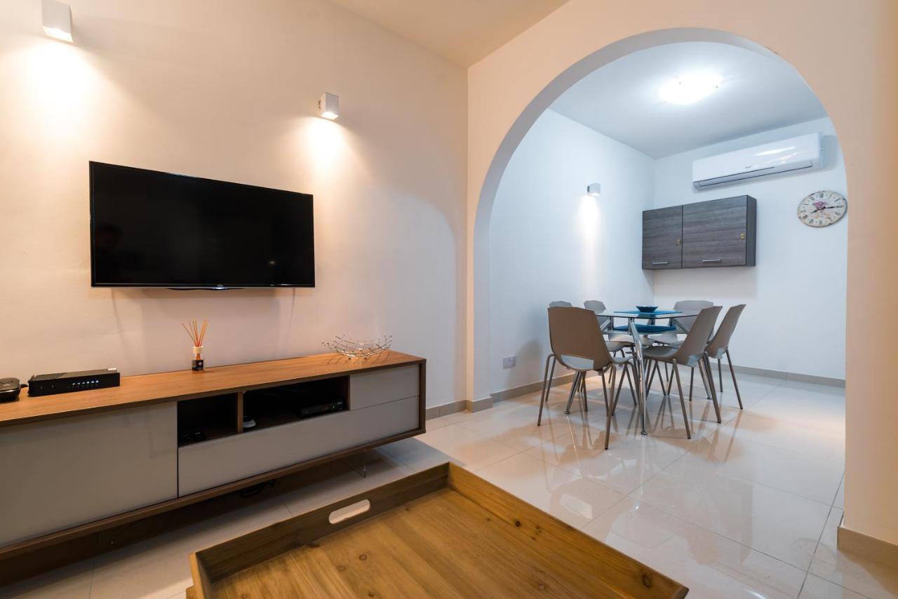 Sh6A- Qawra Prime Location 2 Bedroom Apartment St. Paul's Bay Exterior photo