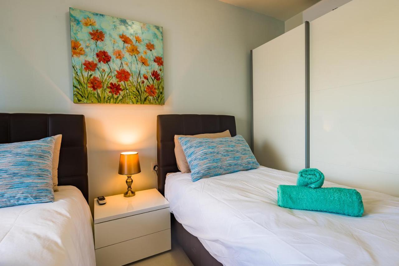 Sh6A- Qawra Prime Location 2 Bedroom Apartment St. Paul's Bay Exterior photo